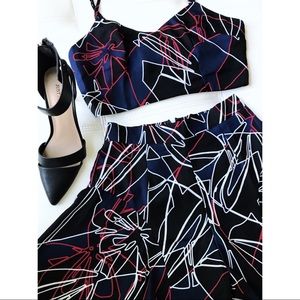 L’ATISTE 2-Piece Set - Size Small NWT